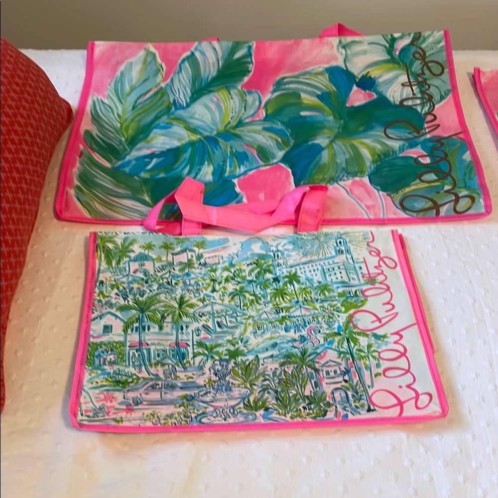 Lilly Pulitzer set of 5 shopping bags